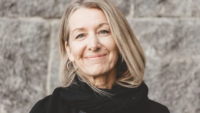 Liza L Lundkvist