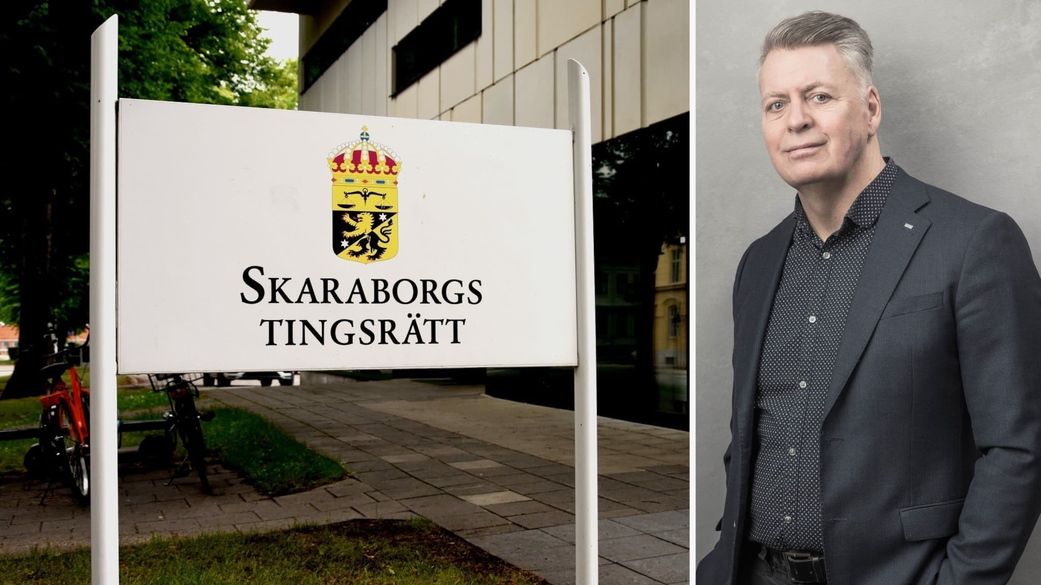 Skylt med texten 'Skaraborgs tingsrätt' står utanför en byggnad, omgiven av gröna träd. Till höger syns Lars Sjöberg i kavaj och med händerna i fickorna.